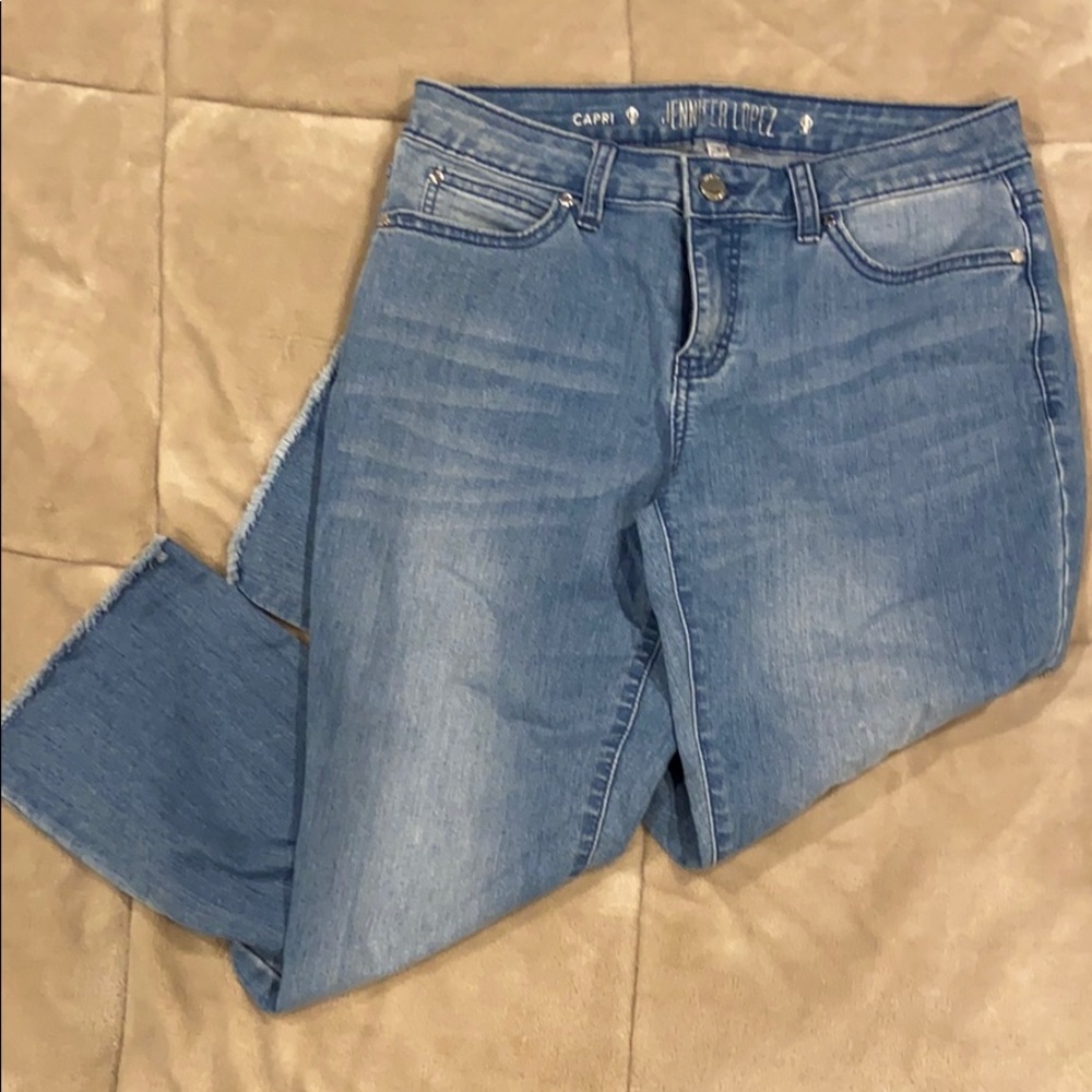 Jennifer Lopez Capri jean